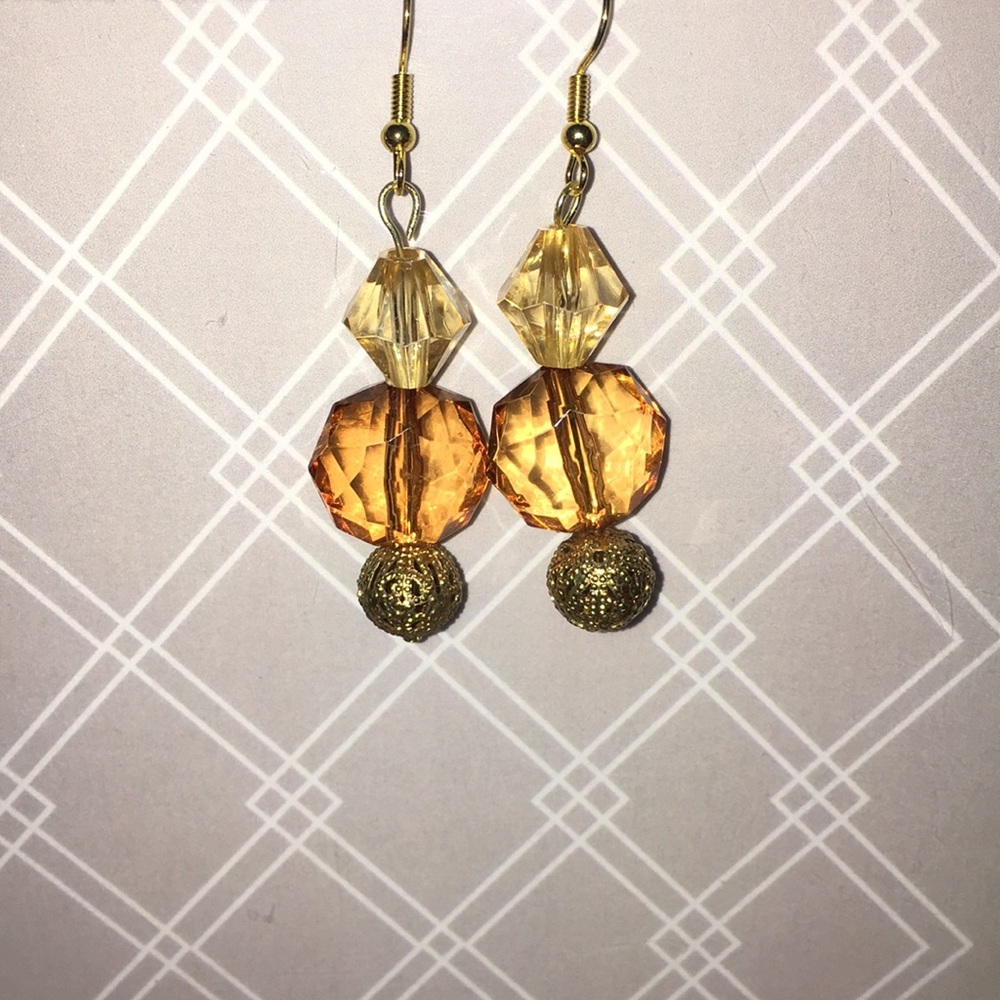 ⭐️Gold and Champagne crystals